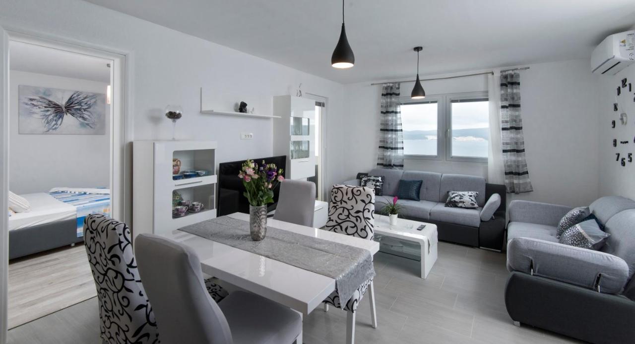 Apartments Mikas Stanici Exterior photo